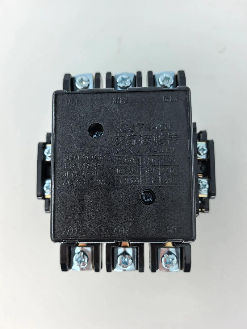 用两块交流接触器怎样接星角启动电动机,接线图怎样接? 用两块交流接触器怎样接星角启动电动机,接线图怎样接?