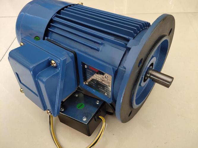 洗衣机嗡嗡响但不转怎么修 洗衣机嗡嗡响但不转怎么修